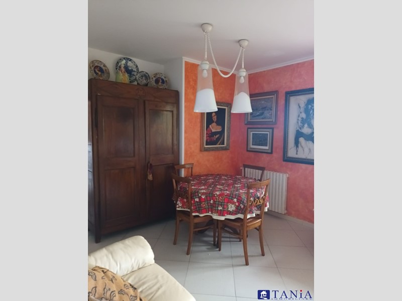 Casa Semi Indipendente in Vendita a Carrara, 505'000€, 180 m²