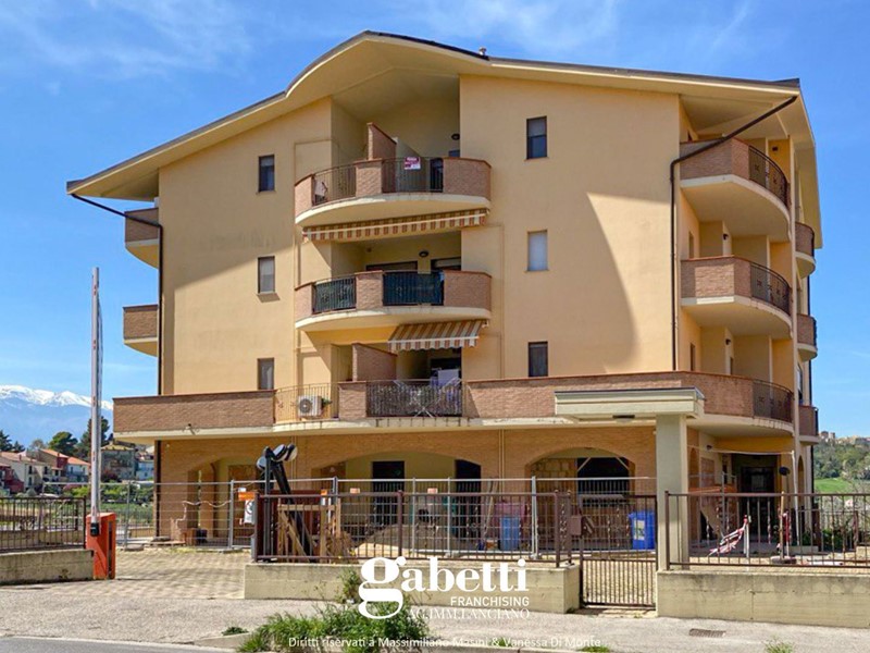 Attico in Vendita a Castel Frentano, 171'000€, 116 m²