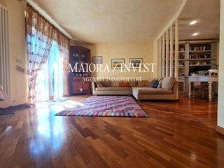 Casa Indipendente in Vendita a San Benedetto del Tronto, 525'000€, 200 m², con Box