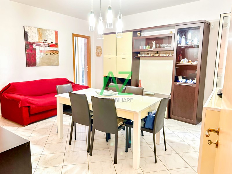 Bilocale in Vendita a Aci Catena, zona Santa Lucia, 88'000€, 50 m², arredato