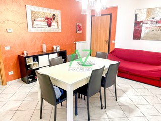Bilocale in Vendita a Aci Catena, zona Santa Lucia, 88'000€, 50 m², arredato
