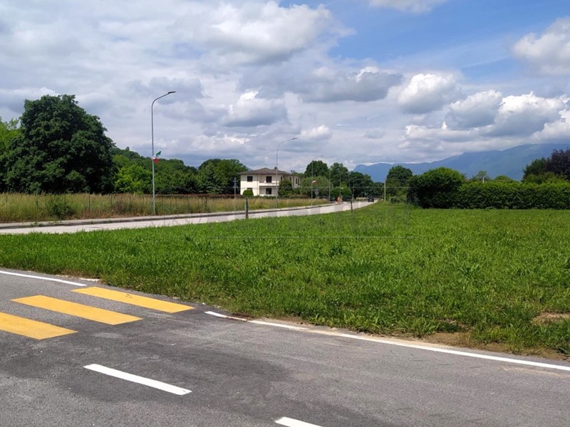 Terreno edificabile in Vendita a Montecchio Precalcino, 90'000&euro;, 450 m²