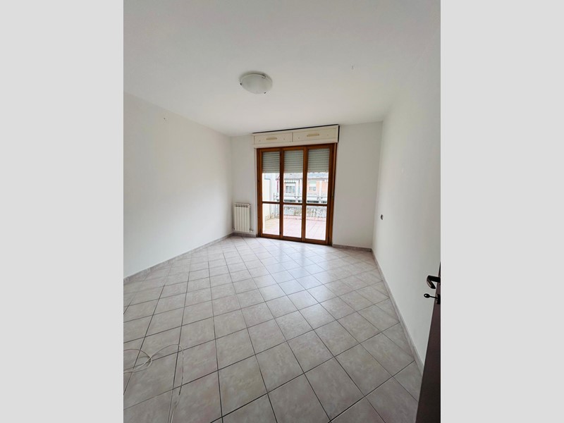 Trilocale in Vendita a Aulla, zona Ragnaia, 80'000€, 70 m²