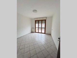 Trilocale in Vendita a Aulla, zona Ragnaia, 80'000€, 70 m²