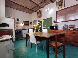 Quadrilocale in Vendita a Santa Luce, zona Pomaia, 120'000€, 90 m²