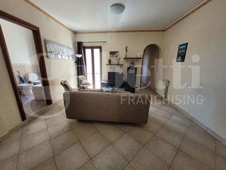Trilocale in Vendita a Siracusa, 108'000&euro;, 79 m², arredato