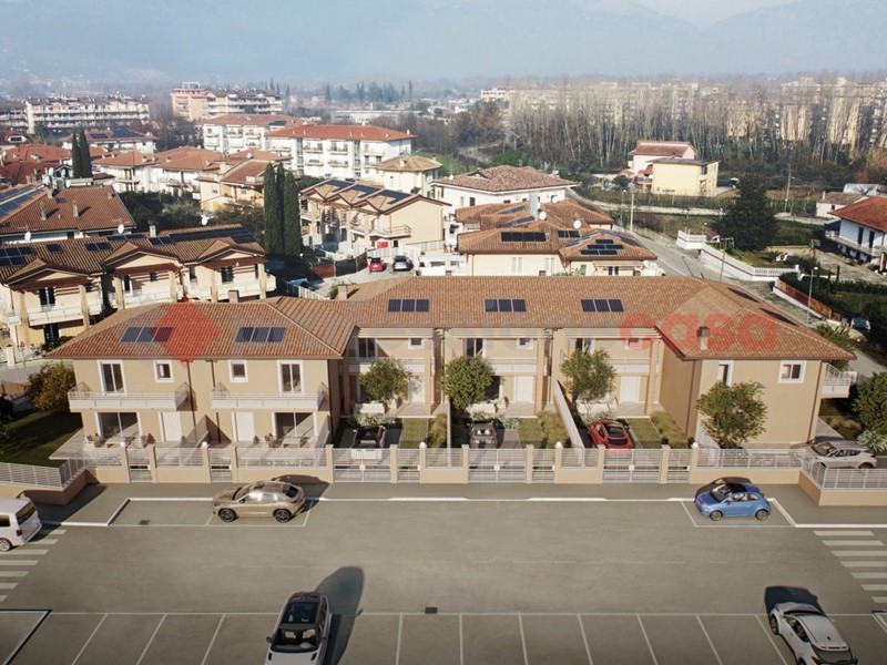 Casa Indipendente in Vendita a Cassino, 255'000€, 155 m²