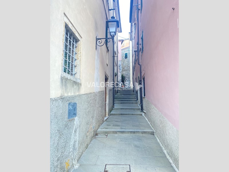 Casa Semi Indipendente in Vendita a Carrara, zona Colonnata, 45'000€, 120 m²