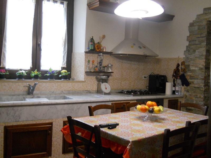 Appartamento in Vendita a Calci, 165'000€, 140 m²