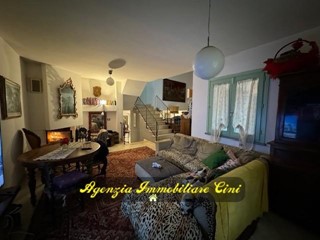 Villetta a schiera in Vendita a Collesalvetti, zona Castell'anselmo, 380'000&euro;, 170 m², con Box