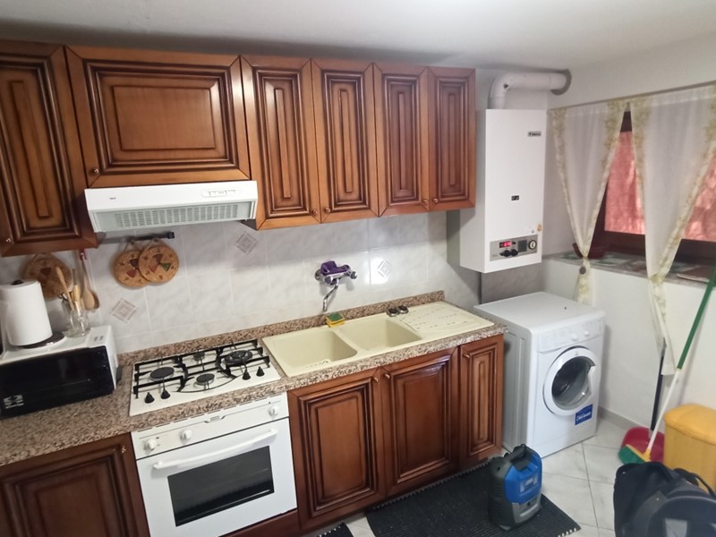 Casa Indipendente in Vendita a Castelnuovo Magra, 78'000&euro;, 60 m²