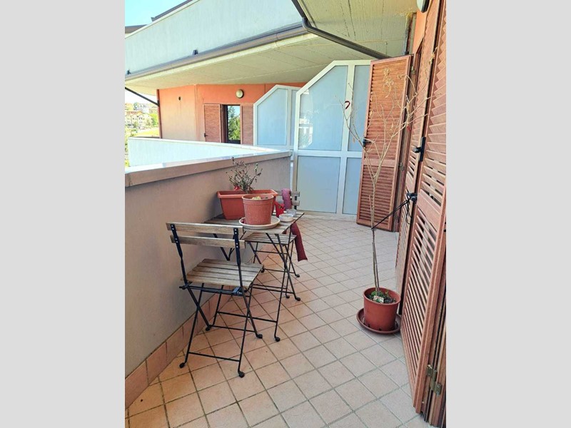 Quadrilocale in Vendita a Castel Frentano, 63'000€, 60 m², arredato, con Box