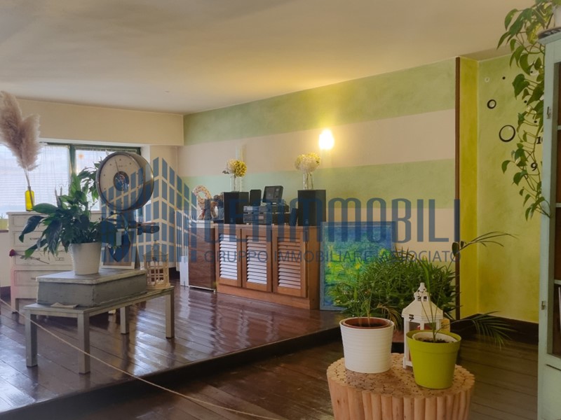 Attività commerciale in Vendita a Lumezzane, 50'000€, 87 m², arredato