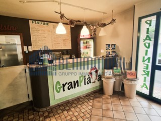 Attività commerciale in Vendita a Lumezzane, 50'000€, 87 m², arredato