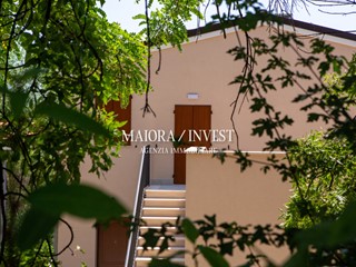 Casa Indipendente in Vendita a Offida, 297'000€, 165 m², arredato