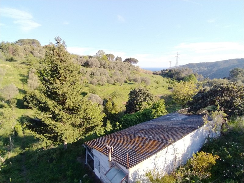 Casa Semi Indipendente in Vendita a Savona, zona MARMORASSI, 170'000€, 150 m², con Box