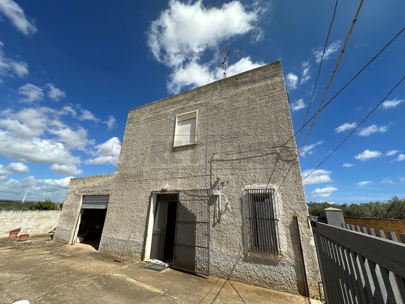 Villetta a schiera in Vendita a Mazara del Vallo, 60'000€, 2000 m²