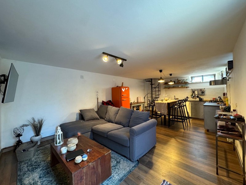 Casa Semi Indipendente in Affitto a Seravezza, zona Pozzi, 2'000€, 60 m², arredato