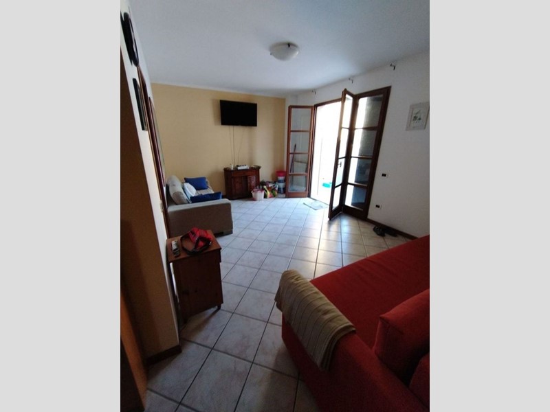 Quadrilocale in Vendita a Massa, 285'000€, 98 m²