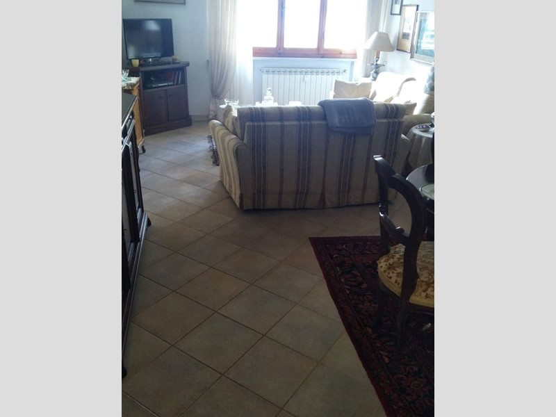 Quadrilocale in Vendita a Carrara, 199'000€, 110 m²