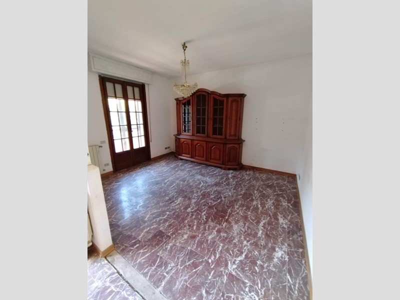 Appartamento in Vendita a Massa, 199'000€, 110 m²