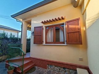 Villetta a schiera in Vendita a Massa, 210'000€, 100 m²