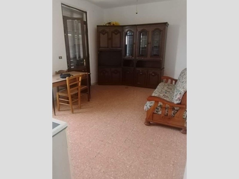 Quadrilocale in Vendita a Massa, 110'000€, 75 m²
