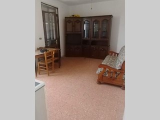 Quadrilocale in Vendita a Massa, 110'000€, 75 m²