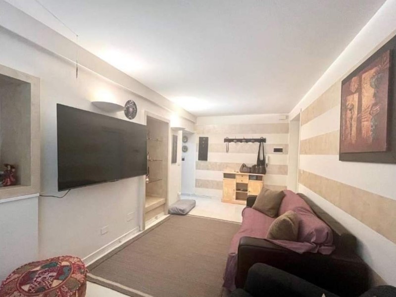 Trilocale in Vendita a Massa, 160'000€, 65 m²