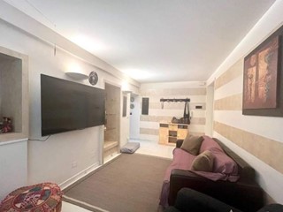 Trilocale in Vendita a Massa, 160'000€, 65 m²