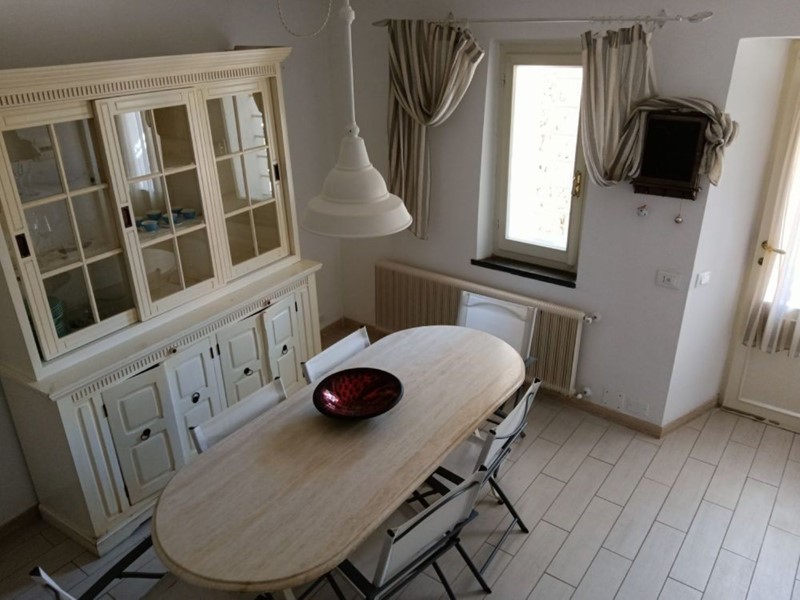 Villetta a schiera in Vendita a Massa, 220'000€, 150 m²