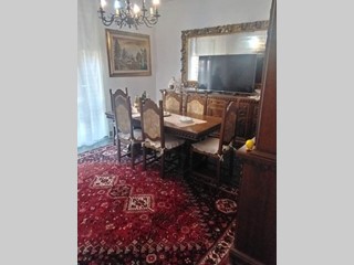 Appartamento in Vendita a Massa, 220'000€, 155 m², con Box