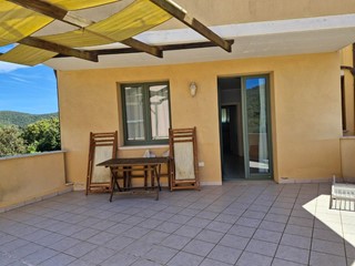 Trilocale in Vendita a Rio, zona Cavo, 198'000&euro;, 61 m², arredato