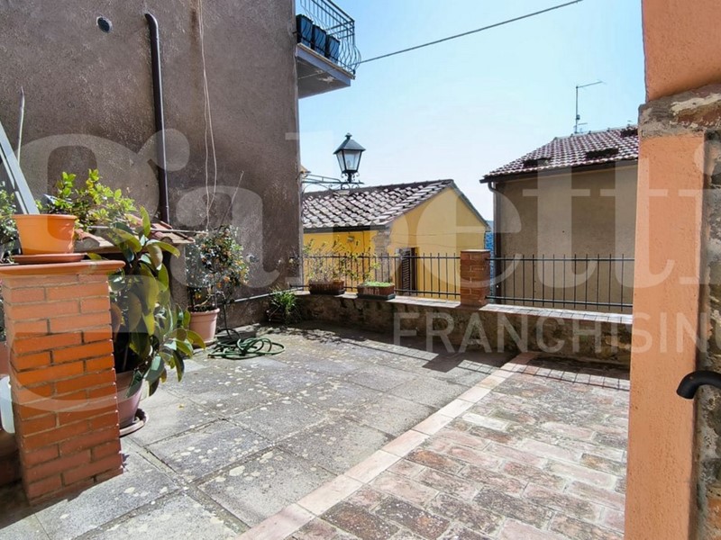 Bilocale in Vendita a Scarlino, 125'000€, 72 m²