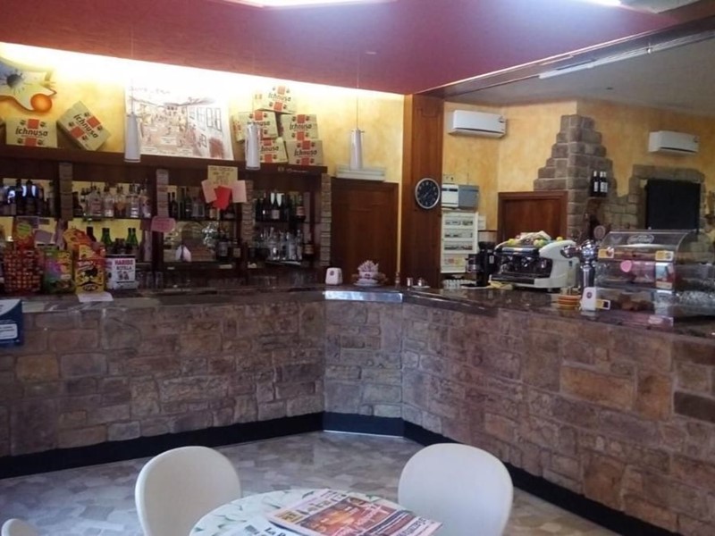 Immobile commerciale in Vendita a Brenna, 198'000€, 130 m²