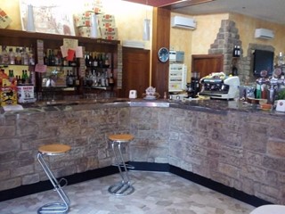 Immobile commerciale in Vendita a Brenna, 198'000€, 130 m²