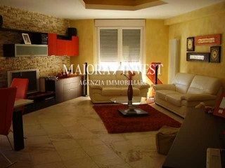 Appartamento in Vendita a Ascoli Piceno, 450'000€, 220 m²