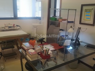 Ufficio in Affitto a Sassuolo, 500€, 50 m², arredato