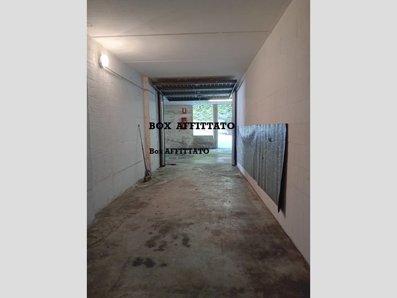 Box in Affitto a Milano, zona Via Ulisse Salis 48, 150€, 16 m²