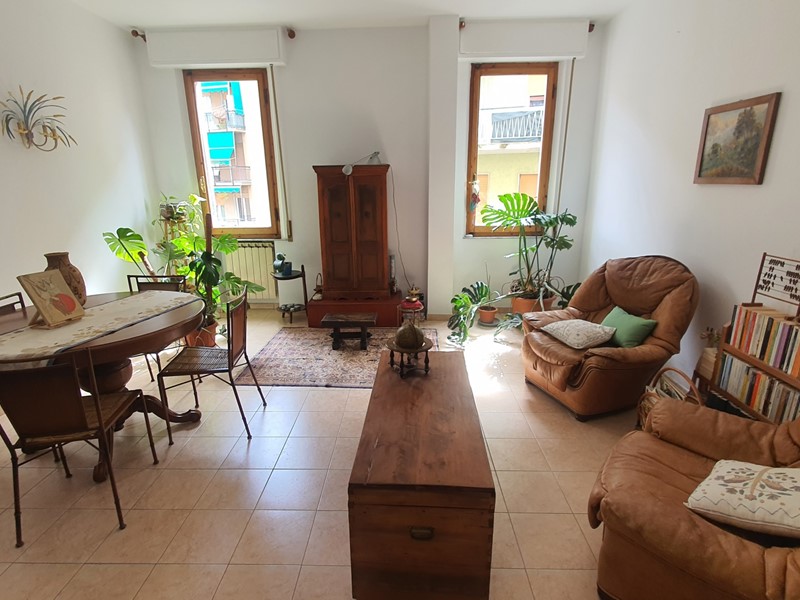 Quadrilocale in Vendita a Sarzana, 180'000€, 90 m²