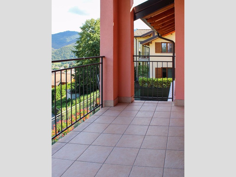 Trilocale in Vendita a Alta Valle Intelvi, 185'000€, 95 m², arredato