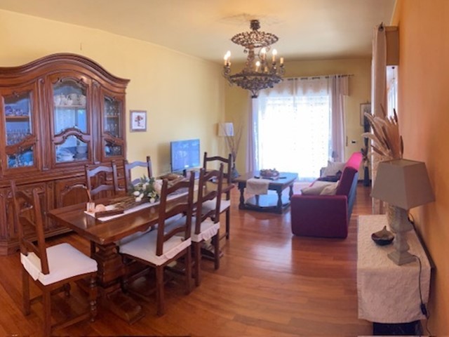 Appartamento in Vendita a San Giuliano Terme, zona Asciano, 370'000€, 185 m²