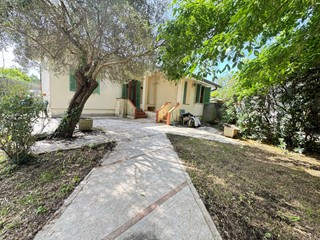 Casa Semi Indipendente in Vendita a Pietrasanta, 260'000€, 70 m²