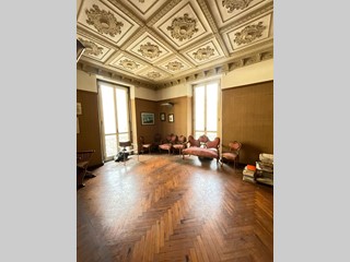 Appartamento in Vendita a La Spezia, zona CENTRO, 310'000€, 170 m²