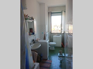 Bilocale in Vendita a Varese, zona centro, 92'000€, 66 m², arredato