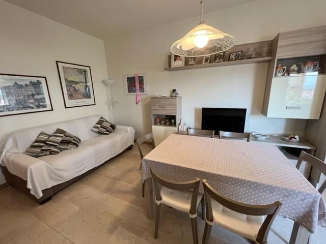 Bilocale in Vendita a Camaiore, zona Lido di Camaiore, 220'000€, 50 m², arredato