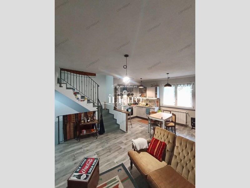 Appartamento in Vendita a Massarosa, zona Quiesa, 250'000€, 100 m², arredato