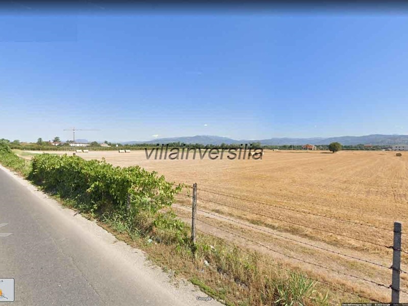 Casale in Vendita a Verona, 5'500'000€, 7044 m²