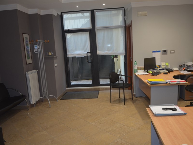 Quadrilocale in Vendita a Monterotondo, 149'000€, 100 m², con Box