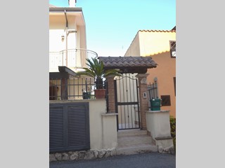 Quadrilocale in Vendita a Monterotondo, 149'000€, 100 m², con Box